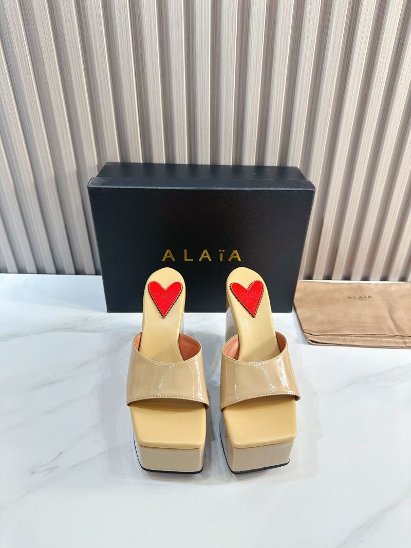 Alaia Sandals